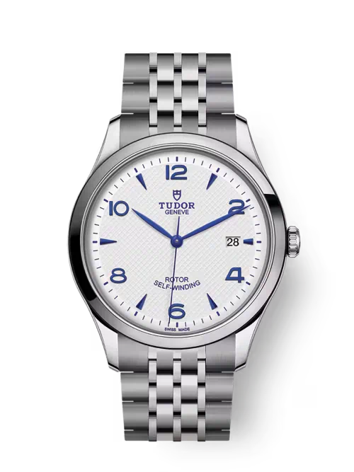 m91650-0005
1926
41 mm スチール製ケース
オパライン&ブルーダイアル
¥324,500