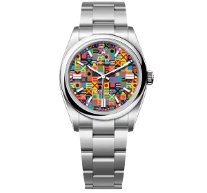 オイスター パーペチュアル 36
オイスター、36 mm、オイスタースチール
リファレンス 126000 出典:ロレックス公式