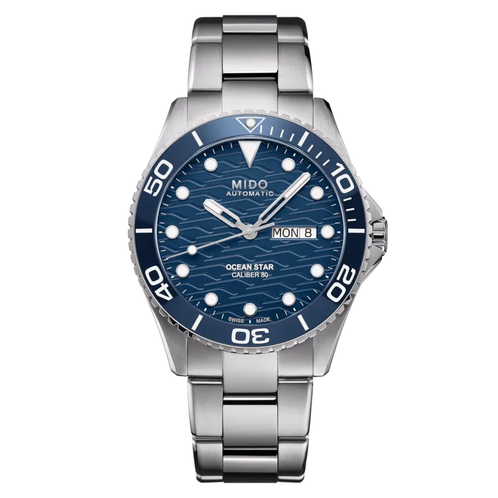 Ocean Star 200C
M042.430.11.041.00 - ∅ 42.5mm